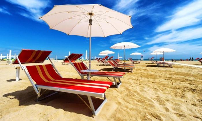 Hotel Cosmopol Чезенатико Экстерьер фото